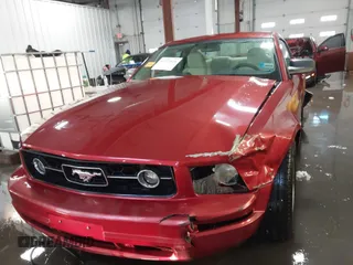 2006 Ford Mustang Standard with VIN 1ZVHT80N865227465, listed as a IAAI auction lot 41272926 with 134,695 mi miles. Bid and sale history available at carsss.com. Image 13.