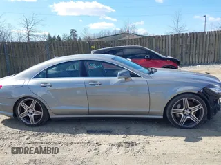 2013 Mercedes-Benz CLS-Class CLS 63 AMG with VIN WDDLJ7EB3DA081210, listed as a IAAI auction lot 41683158 with 61,423 mi miles. Bid and sale history available at carsss.com. Image 13.