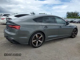 2023 Audi A5 Sportback S line Prestige z VIN WAUEACF57PA033957, wystawiony jako Copart lot #60224274 z przebiegiem 43 445 mil mil oraz Szkoda całkowita • Salvage title. Historia ofert i sprzedaży dostępna na DreamBid. Obrazek 3.