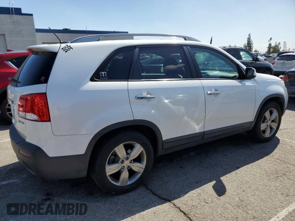 2012 Kia Sorento EX with VIN 5XYKU4A21CG300276, listed as a Copart auction lot 47244925 with 227,119 mi miles and Salvage Title. Bid and sale history available at carsss.com. Image 3.