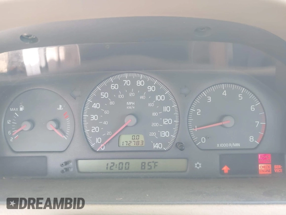 1999 Volvo S70 z VIN YV1LS56D8X1565934, wystawiony jako IAAI lot #42181658 z przebiegiem 172 783 mil mil oraz . Historia ofert i sprzedaży dostępna na DreamBid. Obrazek 7.