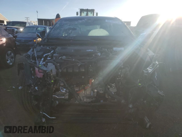 2024 Lexus ES 300h Luxury with VIN 58AEA1C17RU040891, listed as a Copart auction lot 84152074 with 7,770 mi miles and Salvage title. Bid and sale history available at DreamBid. Image 5.