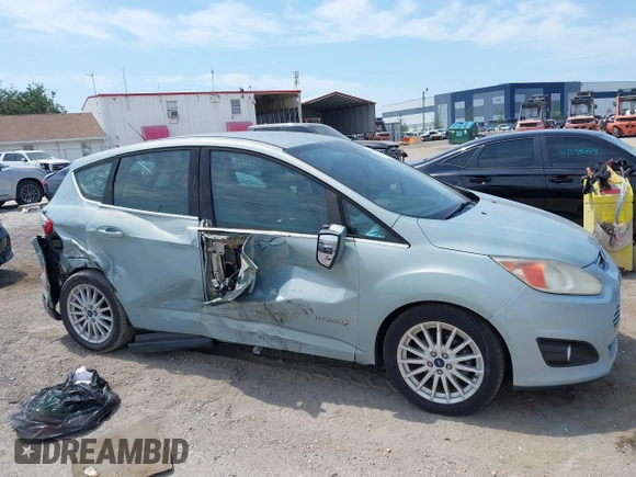 2013 Ford C-Max SEL with VIN 1FADP5BU0DL545491, listed as a IAAI auction lot 42091433 with 133,907 mi miles. Bid and sale history available at carsss.com. Image 13.