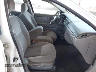 2004 Ford Taurus SE with VIN 1FAFP53U84A182327, listed as a IAAI auction lot 42284327 with Not provided miles and . Bid and sale history available at DreamBid. Image 5.