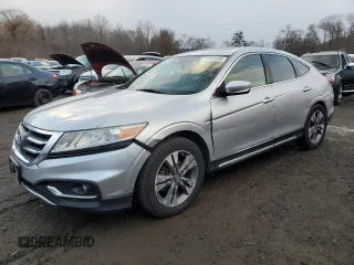2014 Honda Crosstour EX-L with VIN 5J6TF2H51EL000595, listed as a Copart auction lot 43401885 with 178,747 mi miles and Clean Title. Bid and sale history available at carsss.com. Image 1.