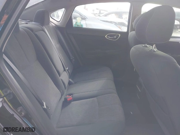 2014 Nissan Sentra SV with VIN 3N1AB7AP7EL697215, listed as a IAAI auction lot 41903464 with 124,977 mi miles. Bid and sale history available at carsss.com. Image 8.