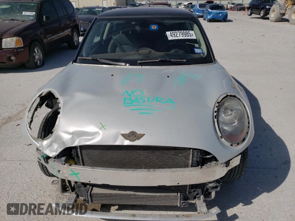 2017 MINI Hardtop Cooper with VIN WMWXP5C31H2F60901, listed as a Copart auction lot 49279985 with 75,749 mi miles and Clean title. Bid and sale history available at DreamBid. Image 5.
