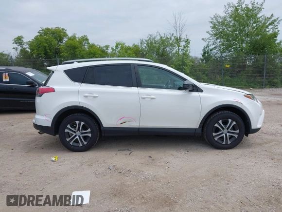 2017 Toyota RAV4 LE с VIN 2T3BFREVXHW647593, выставлен на аукционе IAAI как лот 42512350 с пробегом 120 448 миль миль и . История ставок и продаж доступна на DreamBid. Изображение 13.