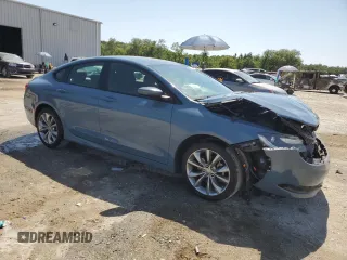 2015 Chrysler 200 S z VIN 1C3CCCBB7FN563423, wystawiony jako Copart lot #57264275 z przebiegiem 106 859 mil mil oraz Szkoda całkowita • Salvage title. Historia ofert i sprzedaży dostępna na DreamBid. Obrazek 4.