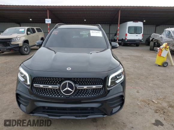 2023 Mercedes-Benz GLB 250 z VIN W1N4M4GB9PW334564, wystawiony jako IAAI lot #41578492 z przebiegiem 15 230 mil mil oraz . Historia ofert i sprzedaży dostępna na DreamBid. Obrazek 12.
