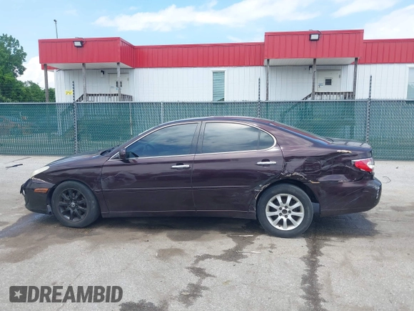 2002 Lexus ES 300 с VIN JTHBF30G425026580, выставлен на аукционе IAAI как лот 42370924 с пробегом 215 836 миль миль и . История ставок и продаж доступна на DreamBid. Изображение 14.
