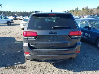 2017 Jeep Grand Cherokee Altitude with VIN 1C4RJFAG1HC927232, listed as a IAAI auction lot 41742566 with 123,903 mi miles and . Bid and sale history available at DreamBid. Image 16.