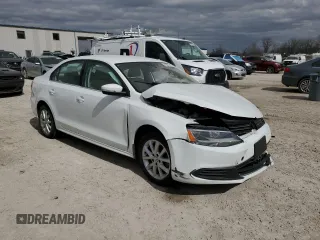 2014 Volkswagen Jetta Sedan SE w/Connectivity with VIN 3VWD07AJ2EM431586, listed as a Copart auction lot 48257215 with 75,418 mi miles and Salvage Title. Bid and sale history available at carsss.com. Image 4.