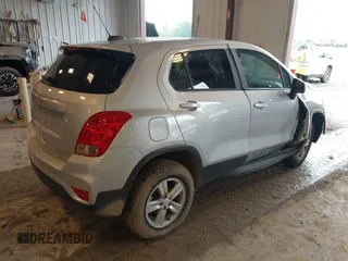 2020 Chevrolet Trax LS with VIN 3GNCJNSB0LL145009, listed as a IAAI auction lot 42551051 with 142,013 mi miles and . Bid and sale history available at DreamBid. Image 4.