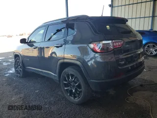 2024 Jeep Compass Latitude z VIN 3C4NJDBN2RT123706, wystawiony jako Copart lot #62509695 z przebiegiem 11 534 mil mil oraz Czysty tytuł • Clean title. Historia ofert i sprzedaży dostępna na DreamBid. Obrazek 2.