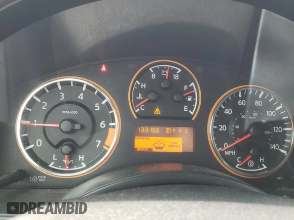 2014 Nissan Armada SV z VIN 5N1BA0ND9EN610504, wystawiony jako Copart lot #53310295 z przebiegiem 133 166 mil mil oraz Szkoda całkowita • Salvage title. Historia ofert i sprzedaży dostępna na DreamBid. Obrazek 9.