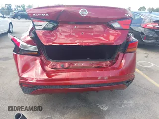 2022 Nissan Altima SV z VIN 1N4BL4DV5NN307810, wystawiony jako IAAI lot #42210773 z przebiegiem 135 459 mil mil oraz . Historia ofert i sprzedaży dostępna na DreamBid. Obrazek 6.
