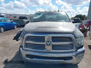 2017 Ram 2500 Big Horn with VIN 3C6UR5DJ2HG571169, listed as a IAAI auction lot 40700285 with 119,460 mi miles. Bid and sale history available at carsss.com. Image 12.