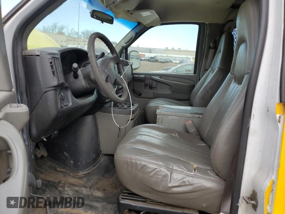2006 Chevrolet Express Cargo Van with VIN 1GCGG25V361222142, listed as a Copart auction lot 78817314 with 147,048 mi miles and Clean Title. Bid and sale history available at carsss.com. Image 7.