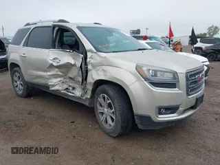 2015 GMC Acadia SLT z VIN 1GKKRSKD1FJ363697, wystawiony jako IAAI lot #41031219 z przebiegiem 139 534 mil mil oraz . Historia ofert i sprzedaży dostępna na DreamBid. Obrazek 1.