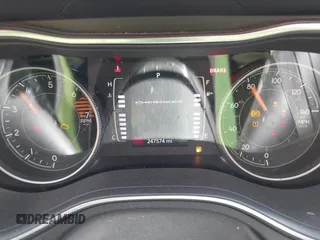 2019 Jeep Cherokee Latitude Plus with VIN 1C4PJLLB5KD184163, listed as a IAAI auction lot 41905051 with 247,574 mi miles. Bid and sale history available at carsss.com. Image 7.