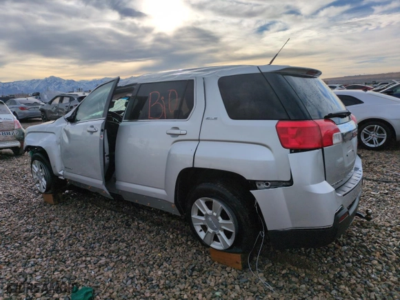 2010 GMC Terrain SLE-1 with VIN 2CTALBEW2A6264015, listed as a Copart auction lot 87433414 with 0 mi miles and Non Repairable. Bid and sale history available at carsss.com. Image 2.