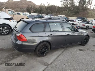 2006 BMW 3 Series 325xi с VIN WBAVT13576AV98386, выставлен на аукционе Copart как лот 81520954 с пробегом 362 557 миль миль и Списание • Salvage title. История ставок и продаж доступна на DreamBid. Изображение 3.