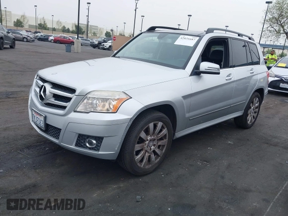 2012 Mercedes-Benz GLK GLK 350 with VIN WDCGG5GB0CF892387, listed as a IAAI auction lot 42031687 with 123,587 mi miles. Bid and sale history available at carsss.com. Image 2.