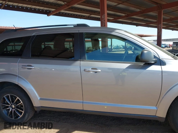 2017 Dodge Journey SE with VIN 3C4PDCABXHT586922, listed as a IAAI auction lot 41711047 with 114,118 mi miles and . Bid and sale history available at DreamBid. Image 14.