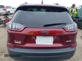 2019 Jeep Cherokee Latitude z VIN 1C4PJMCB7KD442625, wystawiony jako IAAI lot #41872030 z przebiegiem 166 352 mil mil oraz . Historia ofert i sprzedaży dostępna na DreamBid. Obrazek 17.