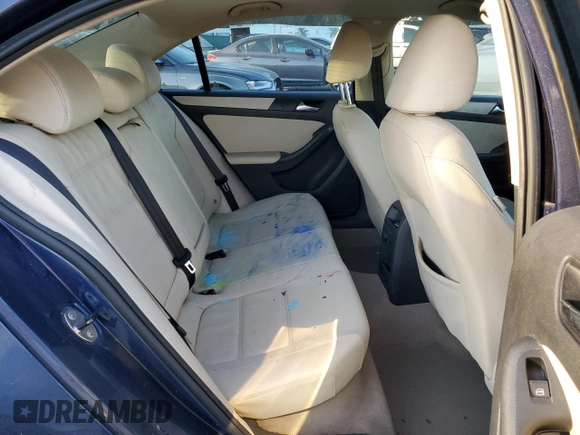 2011 Volkswagen Jetta SE with VIN 3VWDX7AJ8BM022225, listed as a Copart auction lot 84355224 with 101,887 mi miles and Clean title. Bid and sale history available at DreamBid. Image 10.