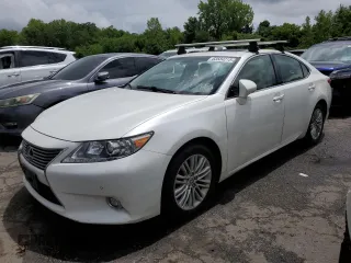 2014 Lexus ES 330 with VIN JTHBK1GG9E2118778, listed as a Copart auction lot 63584215 with 224,276 mi miles and Clean title. Bid and sale history available at DreamBid. Image 1.