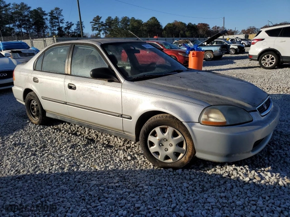 1998 Honda Civic DX with VIN 1HGEJ6622WL004591, listed as a Copart auction lot 83034814 with 282,467 mi miles and Clean Title. Bid and sale history available at carsss.com. Image 4.
