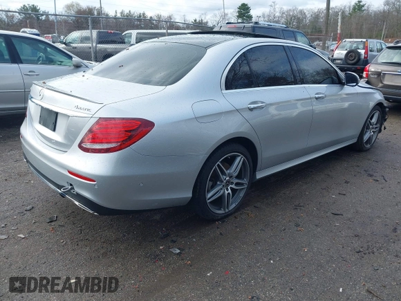 2020 Mercedes-Benz E 350 с VIN WDDZF8EB2LA713761, выставлен на аукционе IAAI как лот 41854999 с пробегом 74 603 миль миль и . История ставок и продаж доступна на DreamBid. Изображение 4.