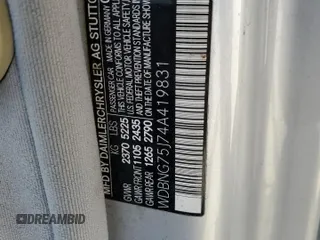 2004 Mercedes-Benz S 500 z VIN WDBNG75J74A419831, wystawiony jako Copart lot #56984295 z przebiegiem Nie podano mil oraz Czysty tytuł • Clean title. Historia ofert i sprzedaży dostępna na DreamBid. Obrazek 12.
