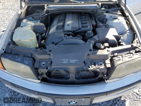 2000 BMW 3 Series 323i with VIN WBAAM3341YFP78743, listed as a Copart auction lot 48309845 with 233,717 mi miles and Salvage title. Bid and sale history available at DreamBid. Image 11.