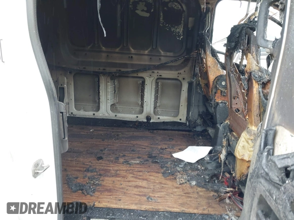 2017 Ford Transit z VIN 1FTYE1ZM2HKA20301, wystawiony jako IAAI lot #42323437 z przebiegiem Nie podano mil oraz . Historia ofert i sprzedaży dostępna na DreamBid. Obrazek 8.