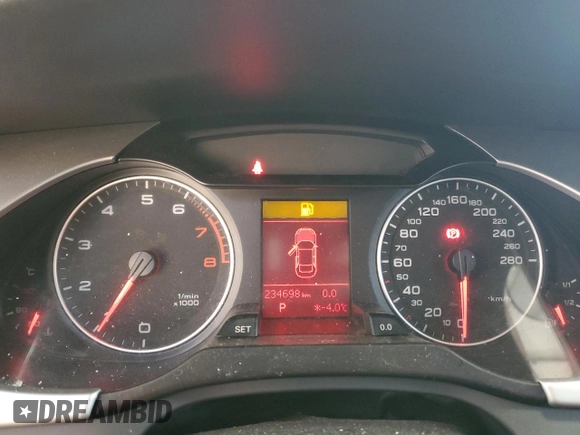 2009 Audi A4 z VIN WAULF68K89A090491, wystawiony jako Copart lot #84639734 z przebiegiem 234 698 mil mil oraz Czysty tytuł • Clean title. Historia ofert i sprzedaży dostępna na DreamBid. Obrazek 9.