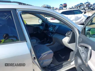 2007 Toyota RAV4 with VIN JTMZD33V775051349, listed as a IAAI auction lot 41647190 with 148,906 mi miles. Bid and sale history available at carsss.com. Image 5.