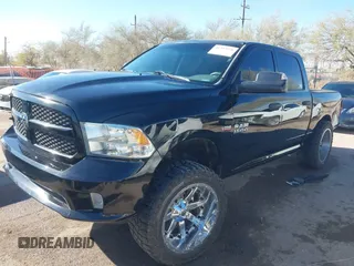 2015 Ram 1500 Express z VIN 1C6RR6KT1FS517948, wystawiony jako IAAI lot #41355978 z przebiegiem 94 784 mil mil oraz . Historia ofert i sprzedaży dostępna na DreamBid. Obrazek 17.