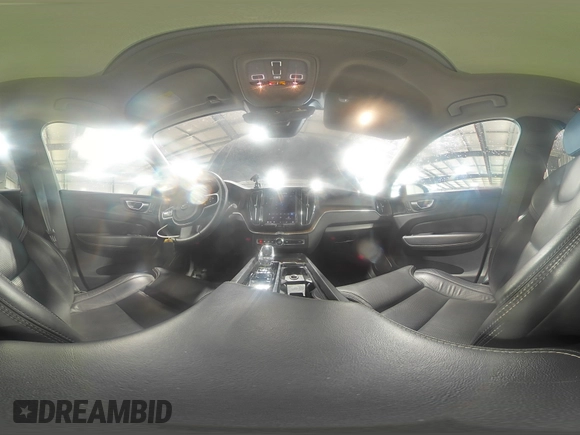 2023 Volvo XC60 Ultimate Dark Theme z VIN YV4L12RX9P1195104, wystawiony jako Copart lot #55627895 z przebiegiem 78 880 mil mil oraz Nie do naprawy • Non repairable. Historia ofert i sprzedaży dostępna na DreamBid. Obrazek 16.
