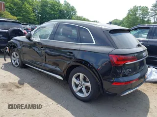 2023 Audi Q5 Premium with VIN WA1ABAFY2P2001869, listed as a IAAI auction lot 42401337 with 25,256 mi miles and . Bid and sale history available at DreamBid. Image 3.