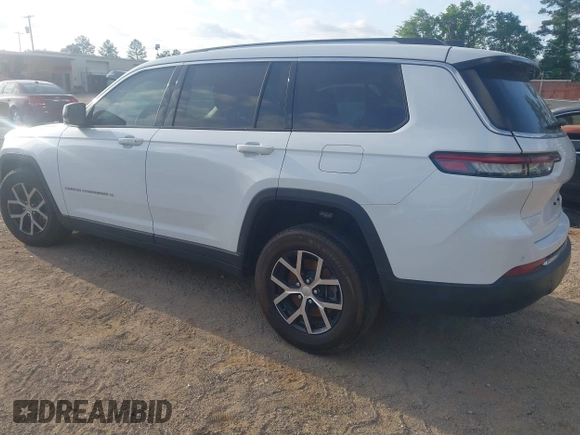 2023 Jeep Grand Cherokee Limited with VIN 1C4RJJBGXP8843705, listed as a IAAI auction lot 42013693 with 40,071 mi miles and . Bid and sale history available at DreamBid. Image 3.