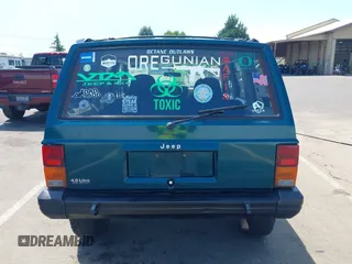 1995 Jeep Cherokee Sport with VIN 1J4FJ68S7SL631078, listed as a IAAI auction lot 42408148 with 190,765 mi miles and . Bid and sale history available at DreamBid. Image 16.