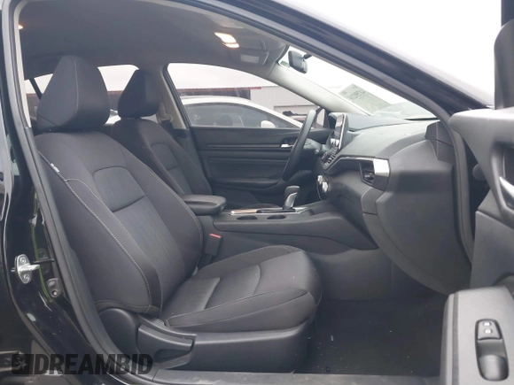 2019 Nissan Altima S with VIN 1N4BL4BV7KC240797, listed as a IAAI auction lot 41759210 with 89,840 mi miles and . Bid and sale history available at DreamBid. Image 5.