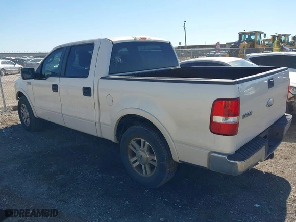 2008 Ford F-150 XLT with VIN 1FTPW12V88FB20102, listed as a IAAI auction lot 41667640 with 200,249 mi miles. Bid and sale history available at carsss.com. Image 3.