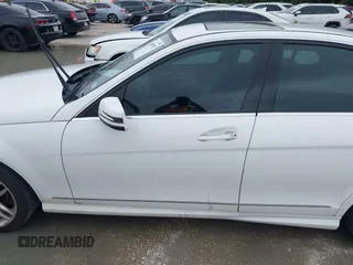 2014 Mercedes-Benz C 250 Sport with VIN WDDGF4HB1EA934119, listed as a IAAI auction lot 42489807 with 159,405 mi miles and . Bid and sale history available at DreamBid. Image 14.