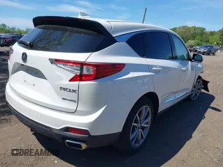 2024 Acura RDX Technology with VIN 5J8TC2H57RL017388, listed as a IAAI auction lot 42236007 with 14,261 mi miles and . Bid and sale history available at DreamBid. Image 4.