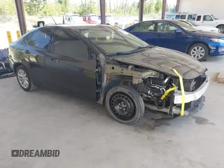 2014 Dodge Dart SXT z VIN 1C3CDFBBXED891258, wystawiony jako IAAI lot #42420836 z przebiegiem 82 951 mil mil oraz . Historia ofert i sprzedaży dostępna na DreamBid. Obrazek 1.