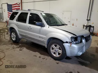 2006 Ford Escape Hybrid with VIN 1FMCU96H06KB01213, listed as a Copart auction lot 73339694 with 95,046 mi miles and Salvage Title. Bid and sale history available at carsss.com. Image 4.